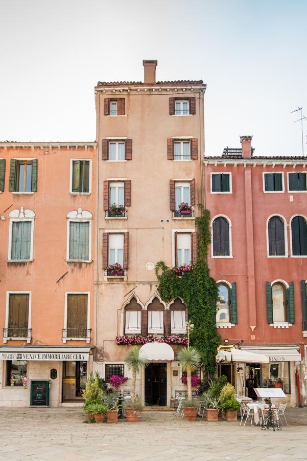 Hotel Santo Stefano Venesia Bagian luar foto